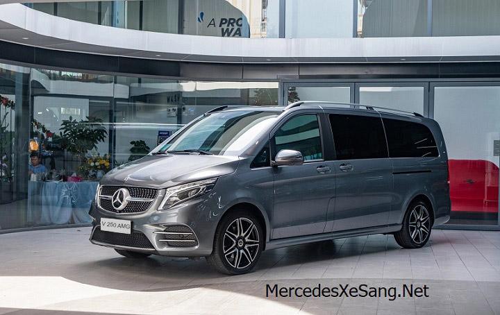 Đánh giá mẫu xe gia đình Mercedes V250 sắp về Việt Nam